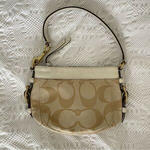 Coach 41856 Zoe Signature Small Hobo Bag